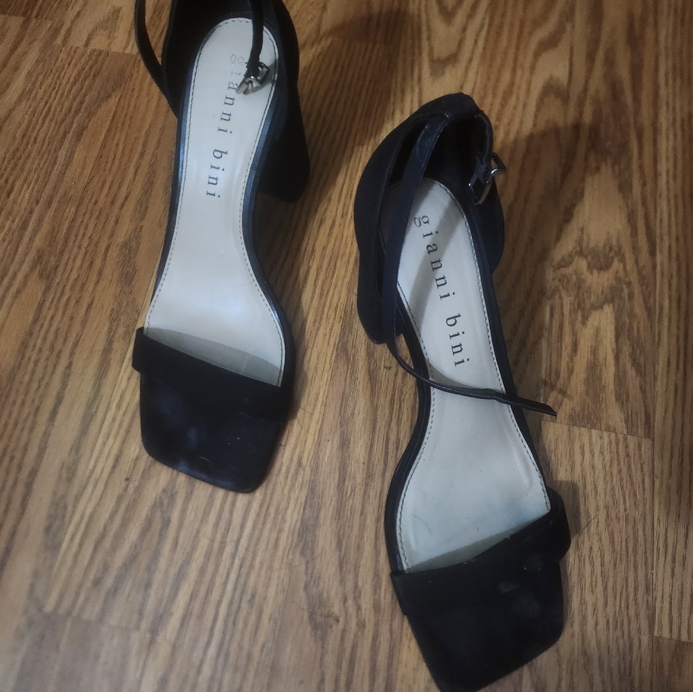 Gianni Bini wedges